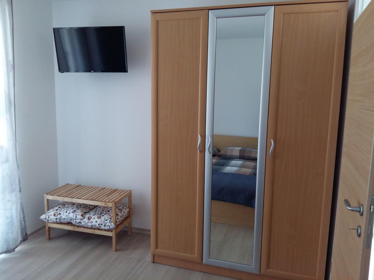 Sobe Meta Bed & Breakfast Brezje Екстериор снимка